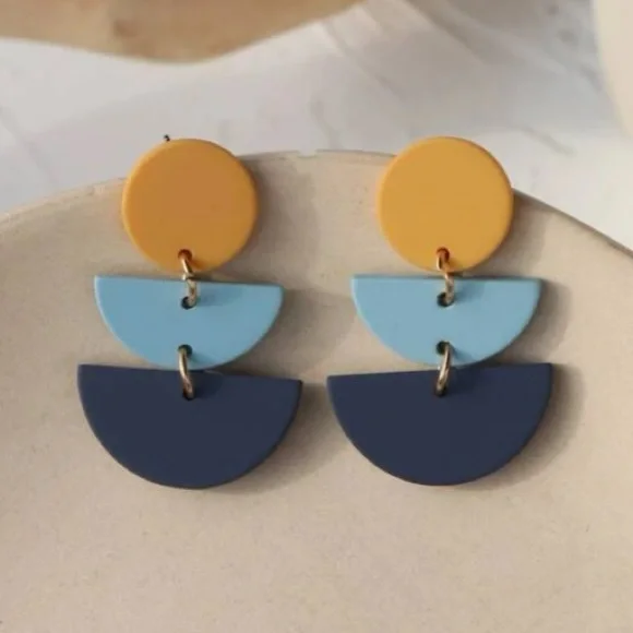 2/$28 Jewelry - Applies to all jewelry - Bundle any two pieces of your choice! - Picture 2 of 4